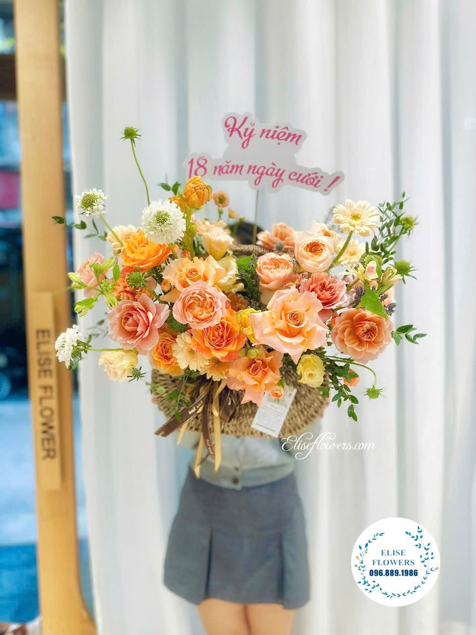 Gio-hoa-tang-ngay-ky-niem-Dien-hoa-ky-niem-ngay-cuoi-dep-o-Ha-Noi-Hoa-ky-niem-ngay-cuoi