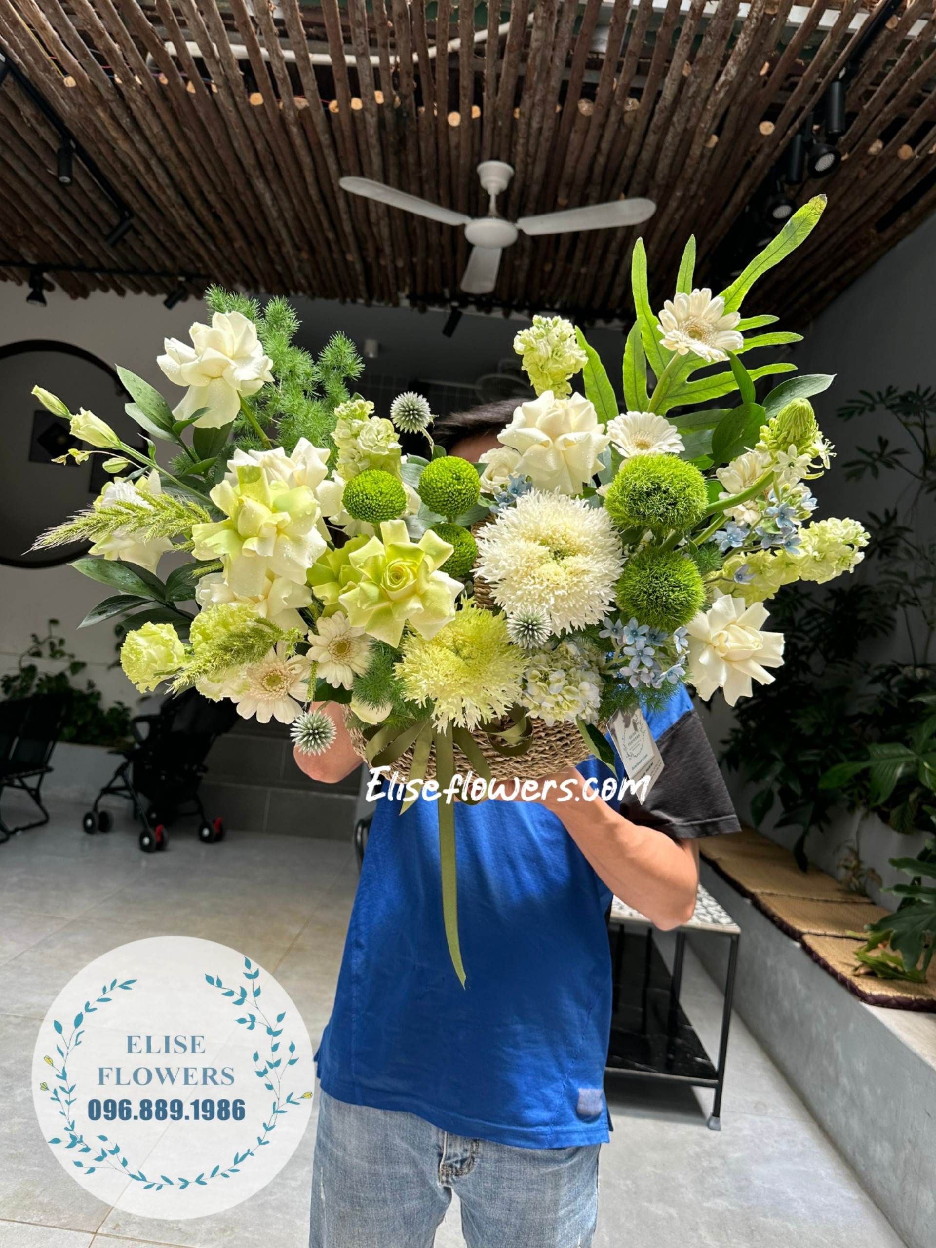 Đặt giỏ hoa sinh nhật cửa hàng tại Eliseflowers. Điện hoa sinh nhật Uy Tín - Giá Rẻ tại Hà Nội