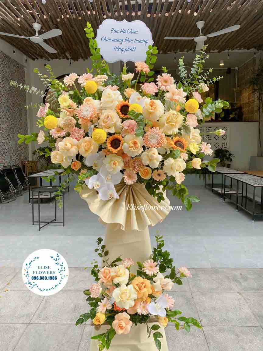 Lẵng hoa chúc mừng khai trương màu vàng sang trọng | HOA KHAI TRƯƠNG ĐẸP Ở CẦU GIẤY - HÀ NỘI