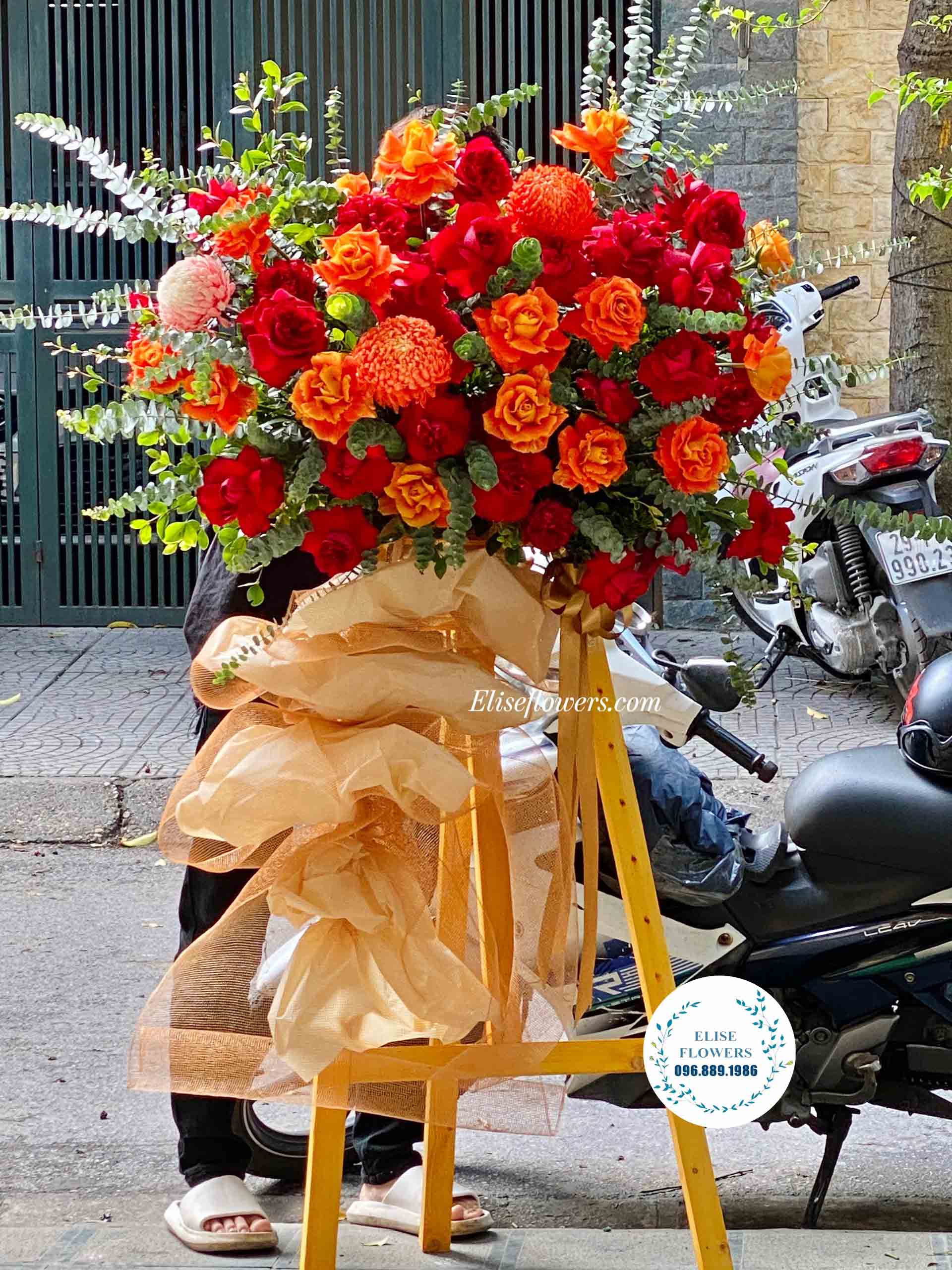 LẴNG HOA ĐẸP | Lẵng hoa chúc mừng sự kiện cuối năm | Lẵng hoa mừng lễ tổng kết công ty đẹp tại quận Ba Đình