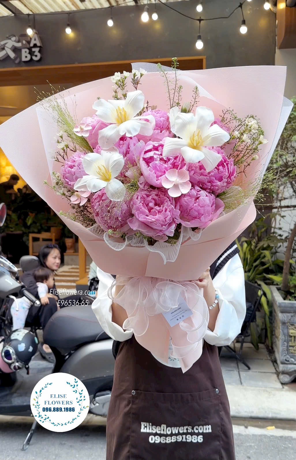 Hoa xin lỗi người yêu. Bó hoa mẫu đơn nhập khẩu xin lỗi bạn gái. Điện hoa Hà Nội Eliseflowers