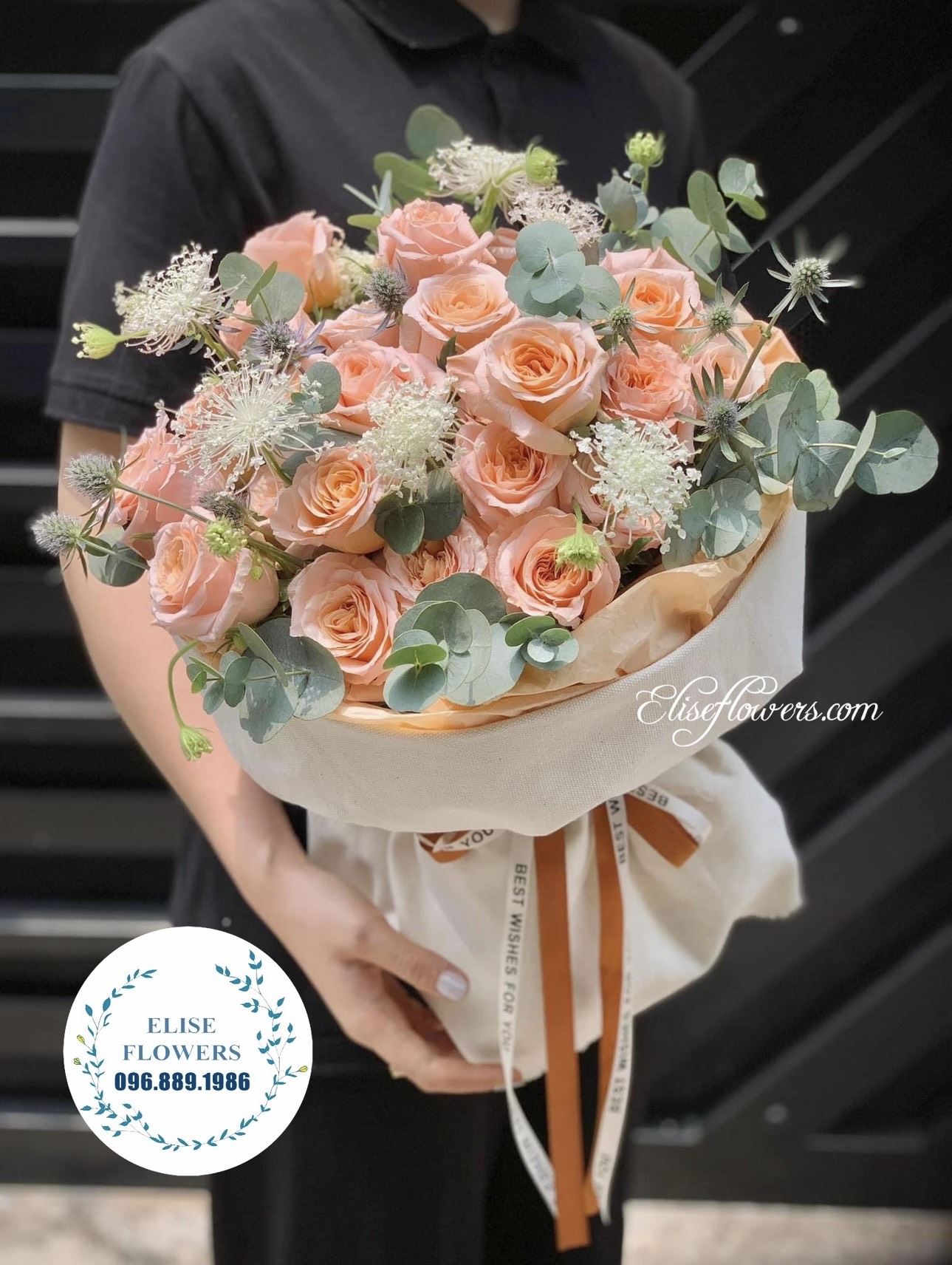 Bó hoa đẹp tặng sinh nhật bạn gái TINH TẾ, SANG CHẢNH. Bó hoa tặng sinh nhật bạn gái đẹp ở Cầu Giấy, Hà Nội