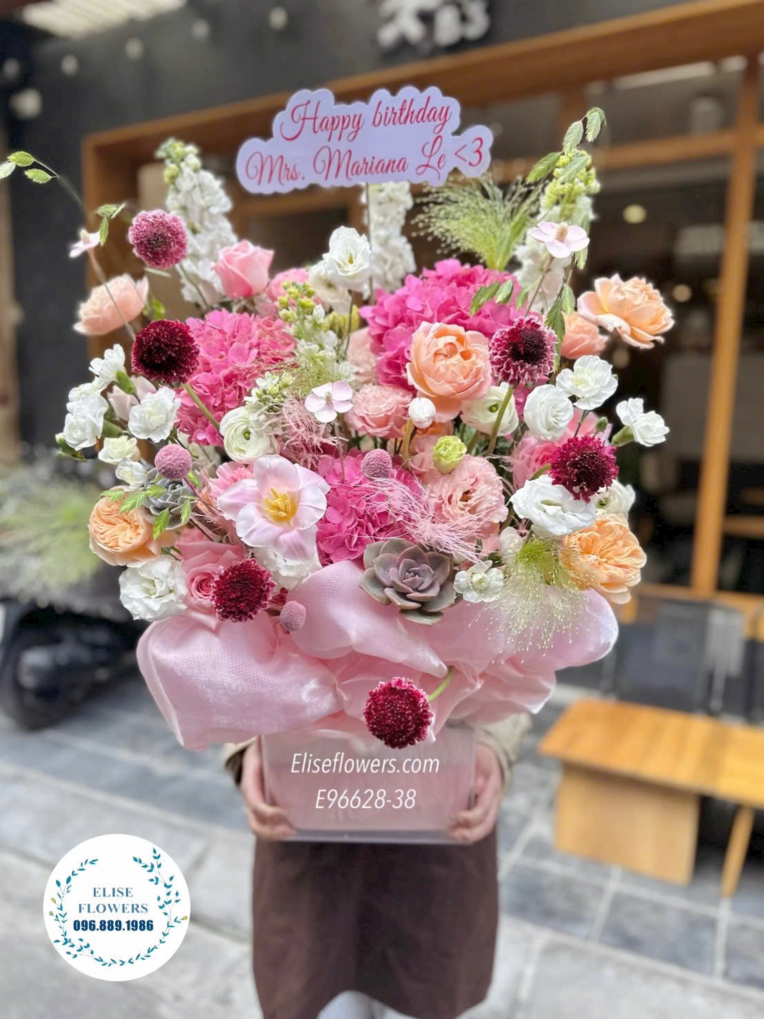 Hoa tạng sinh nhật mẹ. Đặt lẵng hoa ngọt ngào, tinh tế chúc mừng sinh nhật, Địa chỉ mua hoa uy tín tại Hai Bà Trưng