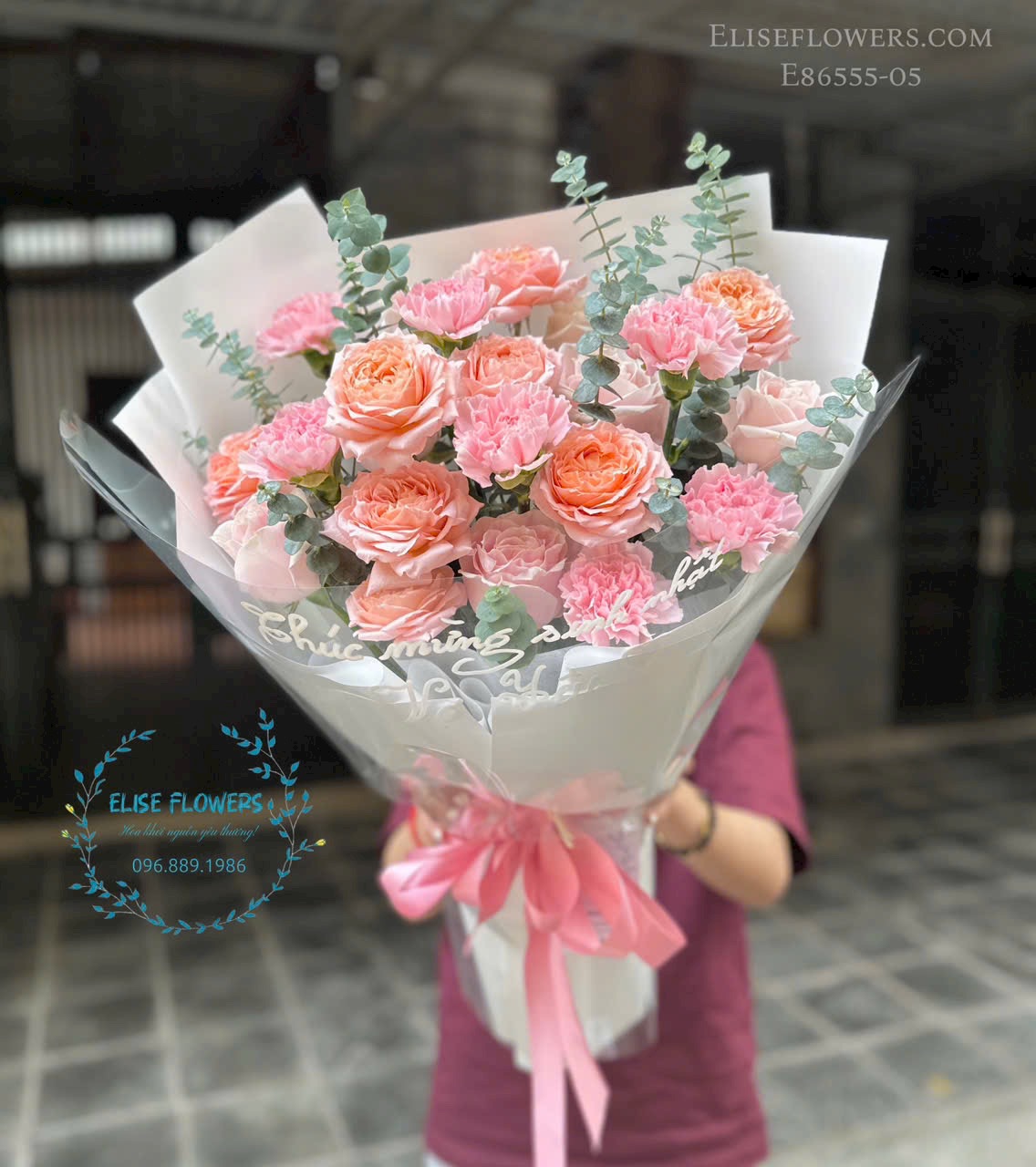 Hoa chúc mừng tốt nghiệp đẹp, giá rẻ tại Ba Đình, Hà Nội. 