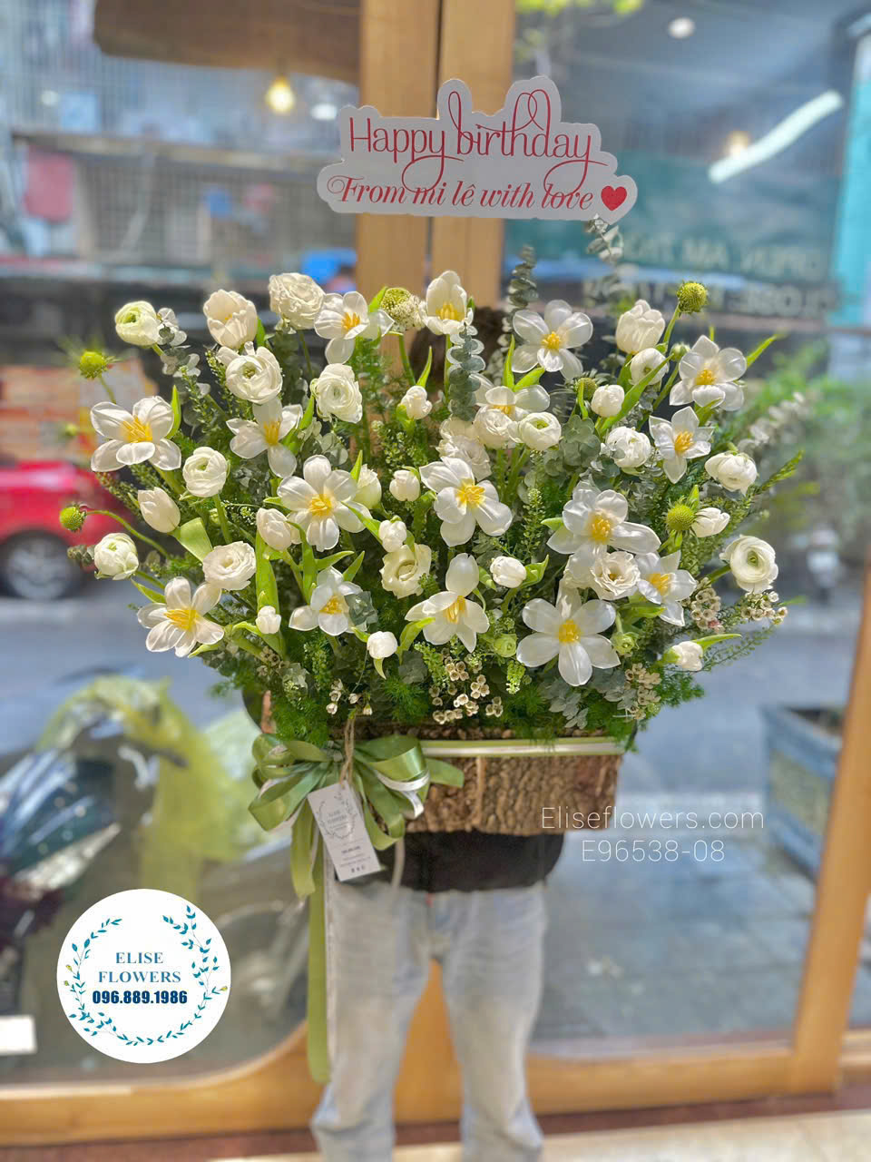 đặt mua lẵng hoa tulip trắng ở hà nội. tiệm hoa tươi elise flowers.
