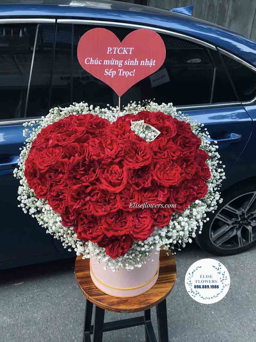 Hộp hoa hồng đò Ohara hình trái tim | Điện hoa kỉ niệm ngày cưới ở Hà Nội 