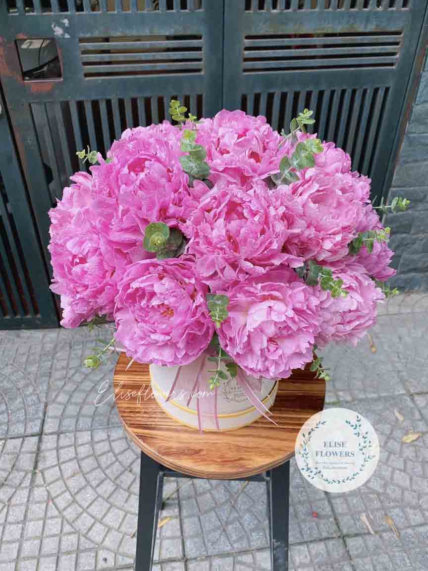 Hộp hoa mẫu đơn chúc mừng sinh nhật mẹ yêu | Hộp hoa sinh nhật đẹp tại quận Ba Đình Hà Nội 