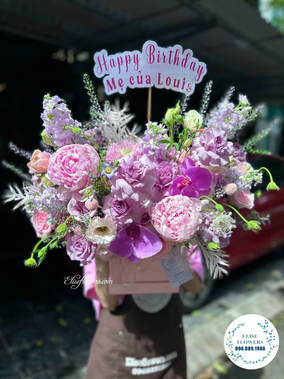Hop-hoa-sinh-nhat-Me-yeu-Dat-mua-hop-hoa-sinh-nhat-dep-o-Cau-Giay-Ha-Noi