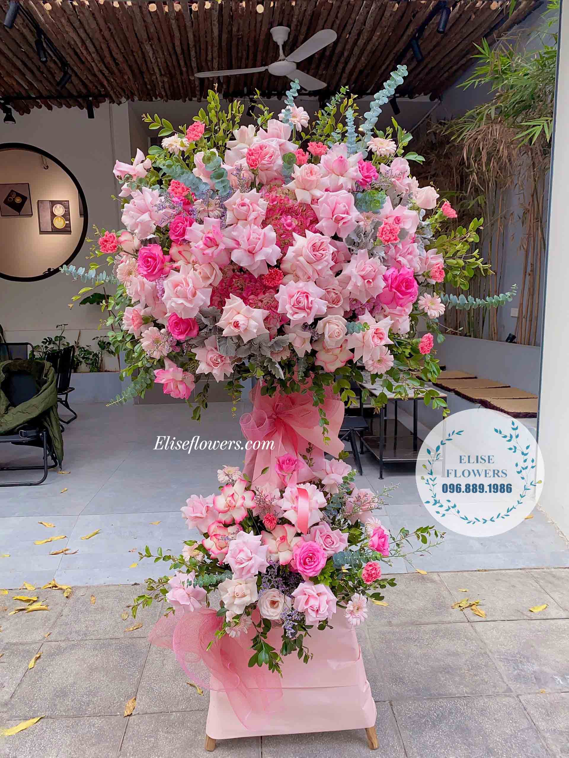 Lẵng chúc mừng khai trương đẹp tại Thanh Xuân - Hà Nội | Lẵng hoa màu hồng sang trọng, hồng phát