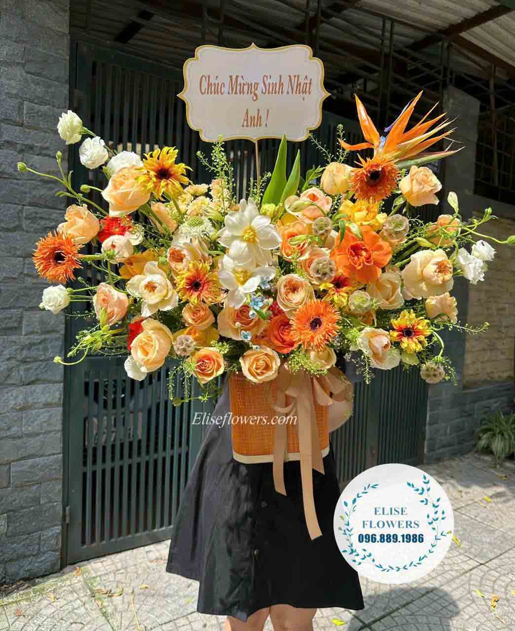 Lẵng hoa để bàn tone vàng cam chúc khai trương hồng phát, làm ăn tấn tới | Điện hoa khai trương Hà Nội