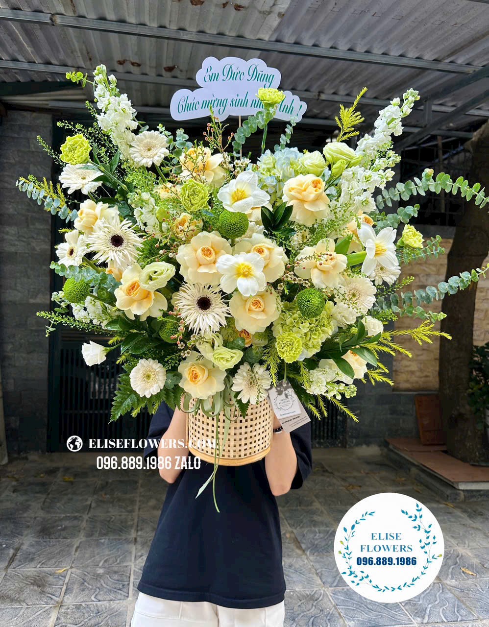 Lang-hoa-tuoi-chuc-mung-ngay-Doanh-Nhan-Viet-Nam-13-10-HOA-TUOI-Ha-Noi-Dat-hoa-tuoi-online-tai-HA-NOI