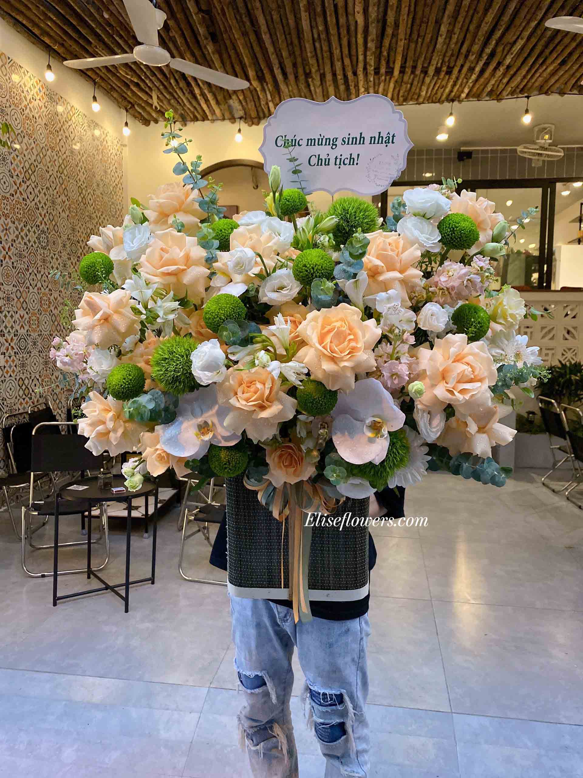 Chuyên cung cấp 300 lẵng hoa sinh nhật sang trọng và đẹp nhất 2020 dành  tặng cho n