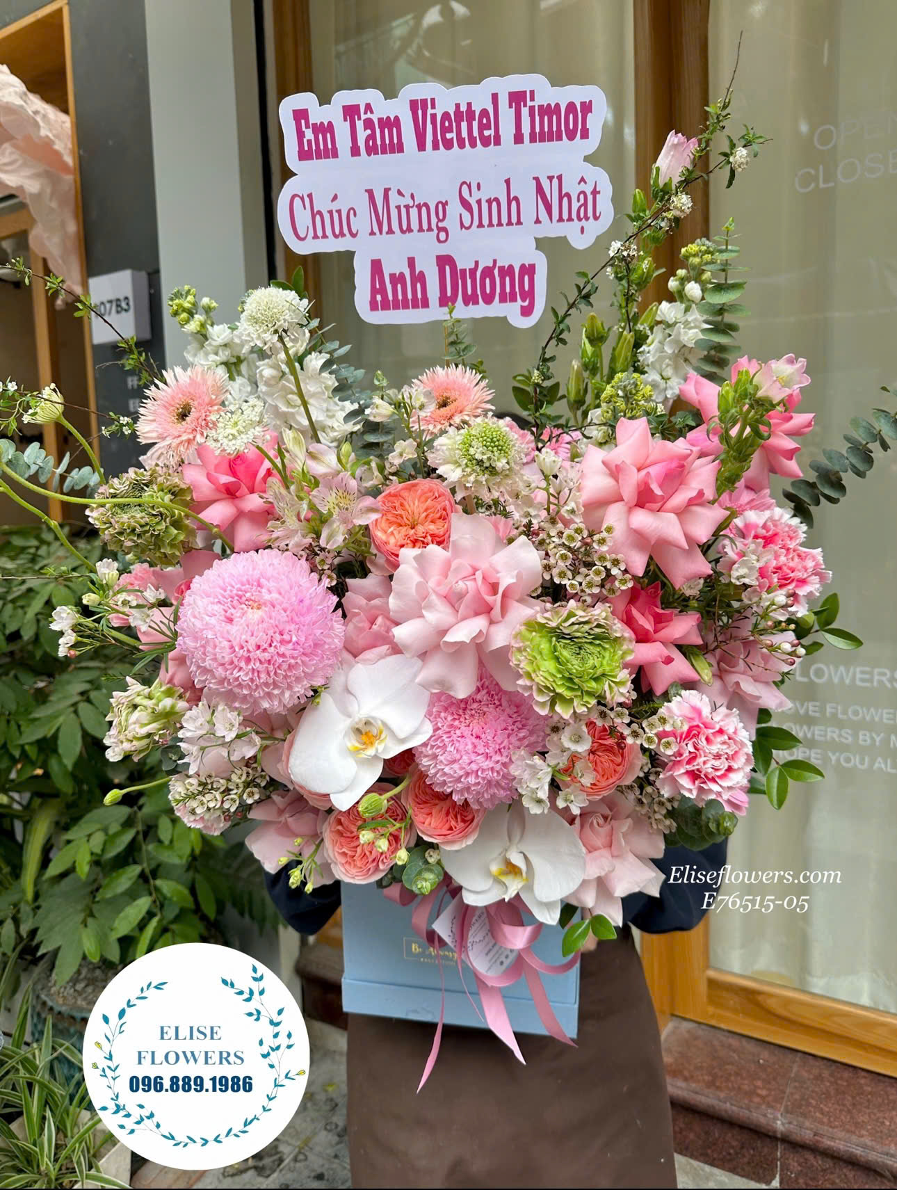 Hoa Sinh Nhật Quận Hoàn Kiếm. Lẵng hoa sinh nhật đẹp ở quận Hoàn Kiếm, Hà Nội.