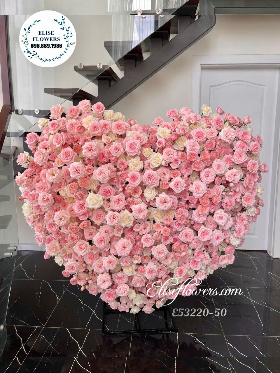 Bó/lẵng hoa hồng 1000 bông màu hồng ở Hà Nội. Bó hoa khổng lồ ở Hà Nội. Elise Flowers