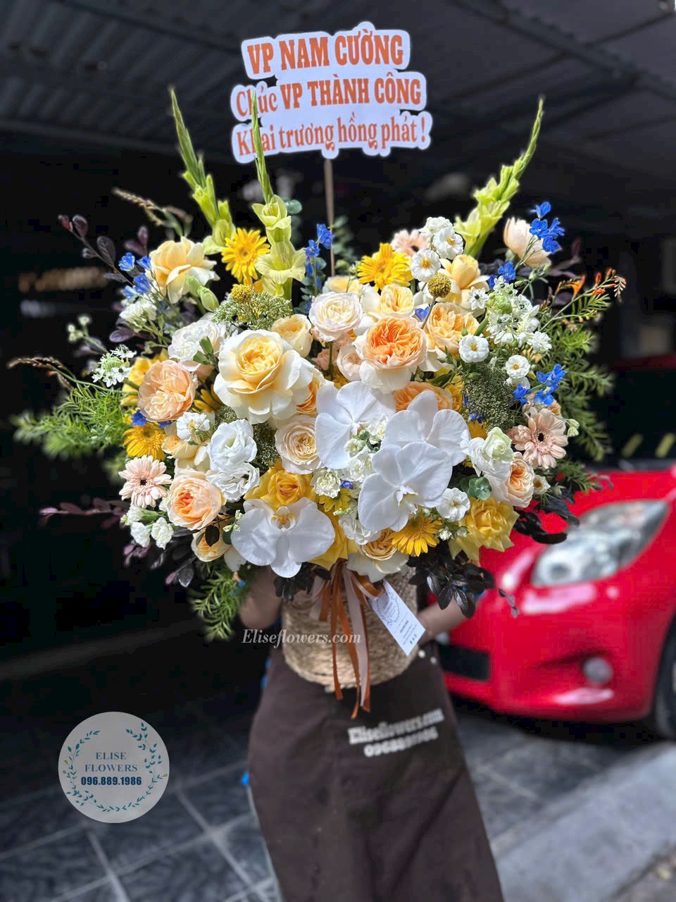 Mua-hoa-chuc-mung-khai-truong-o-Ha-Noi-Dat-mua-hoa-chuc-mung-khai-truong