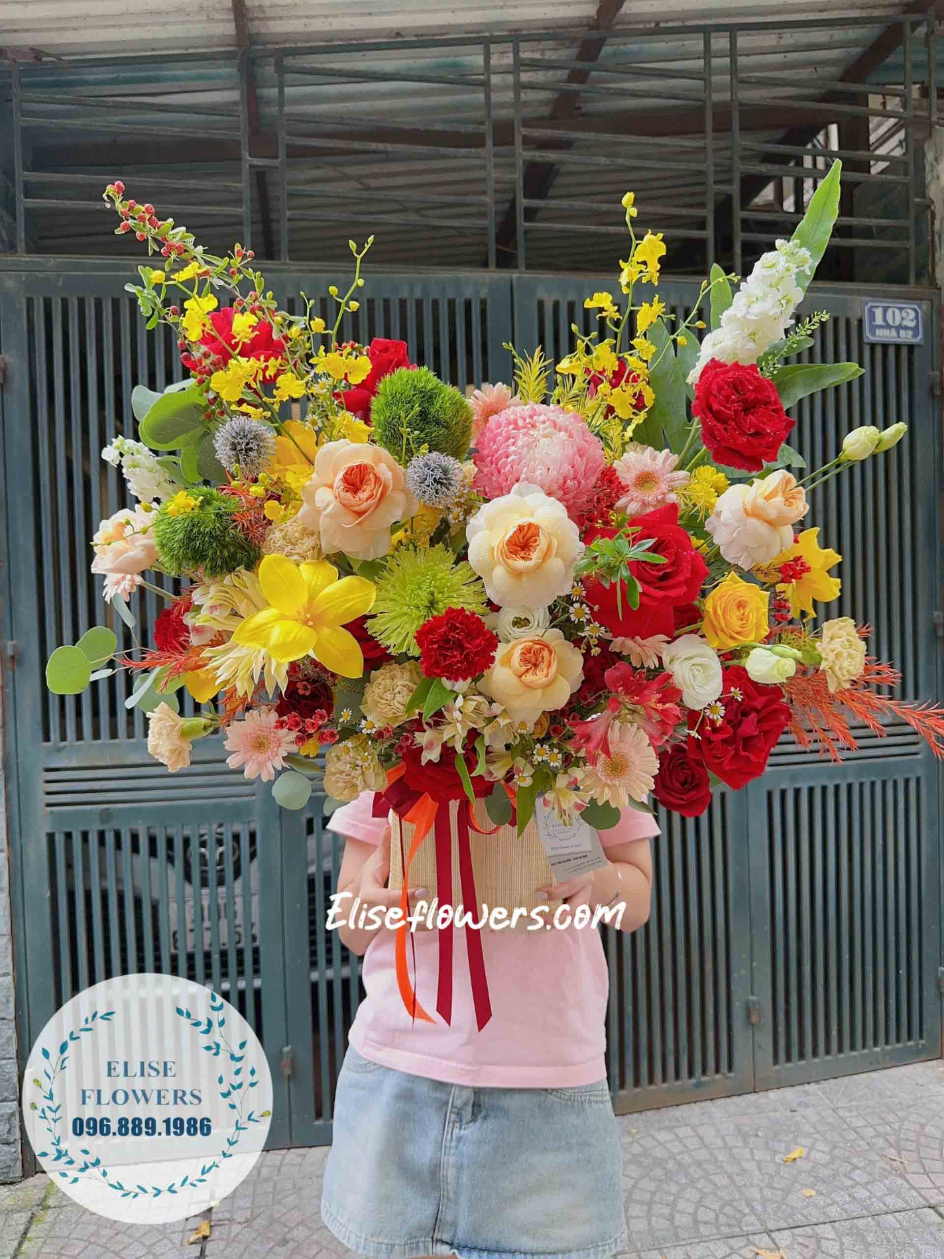 Lẵng hoa chúc mừng ngày 19/8. Hoa chúc mừng ngày Công an nhân dân Việt Nam đẹp