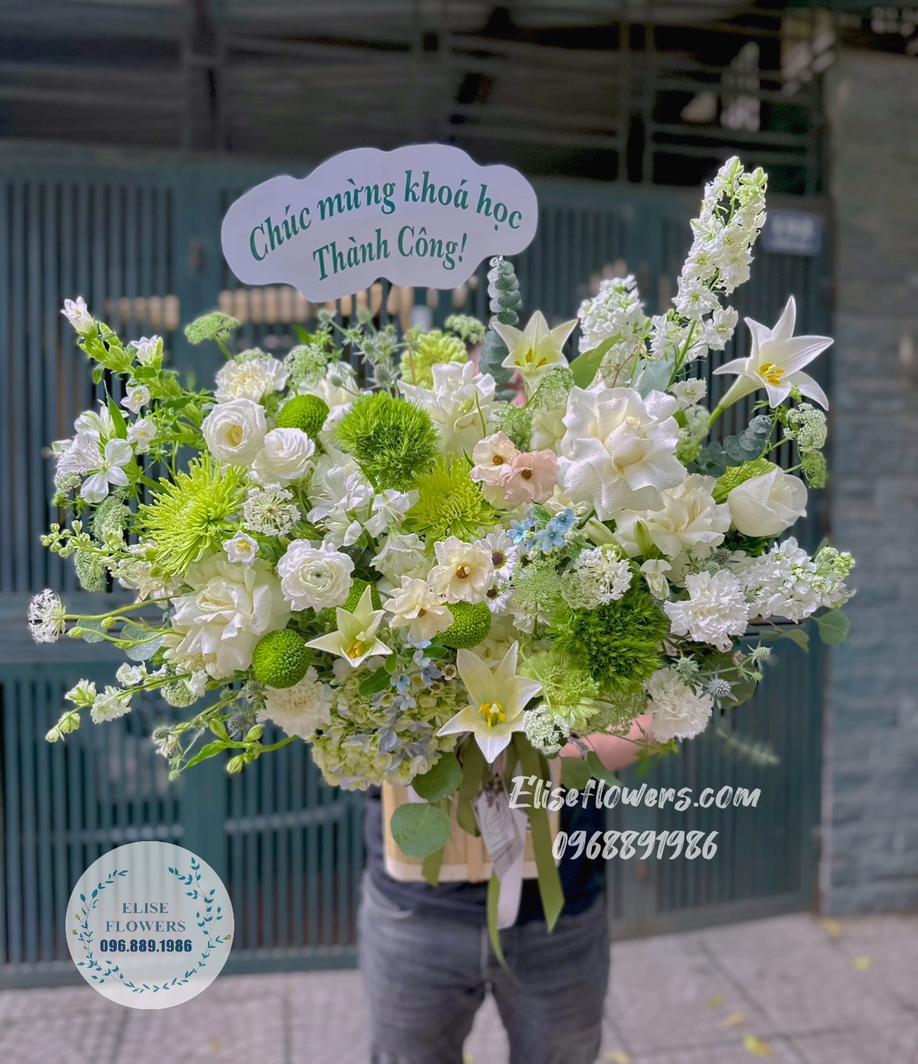 Hoa sinh nhật sếp. Lẵng hoa sinh nhật sếp dẹp ở quận Cầu Giấy, Hà Nội { Elise Flowers } Hoa tươi Hà Nội