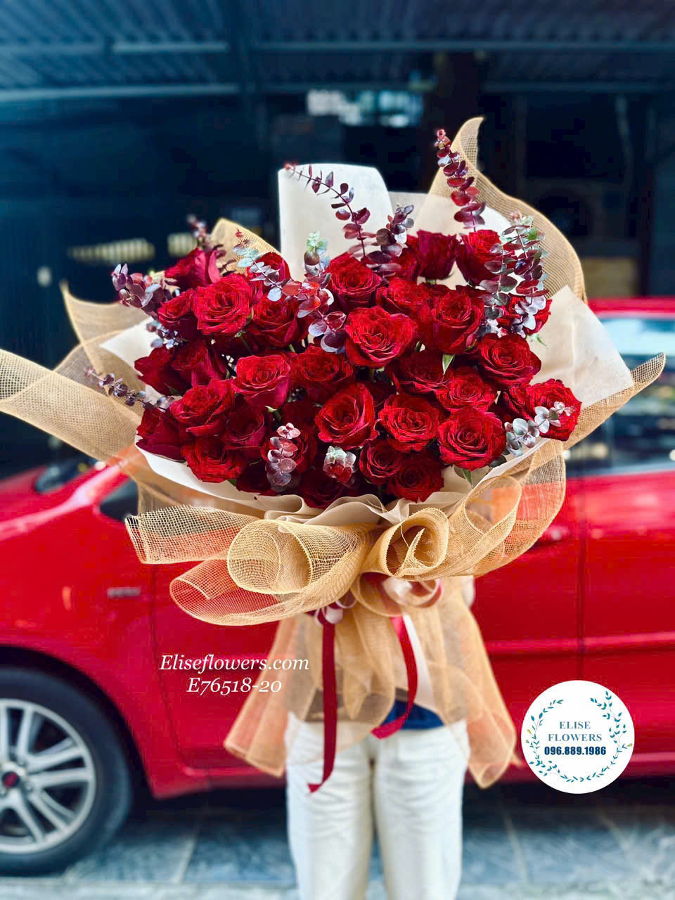 Bó hoa hồng đỏ tặng vợ. Điện hoa hồng đỏ tặng vợ yêu ngày 20-10