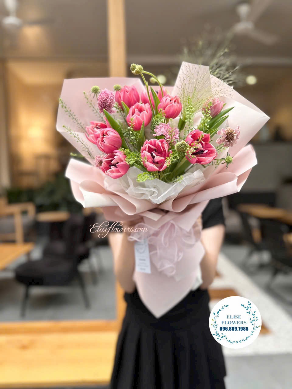 Điện bó hoa Tulip đẹp. Dịch vụ đặt hoa tulip online 