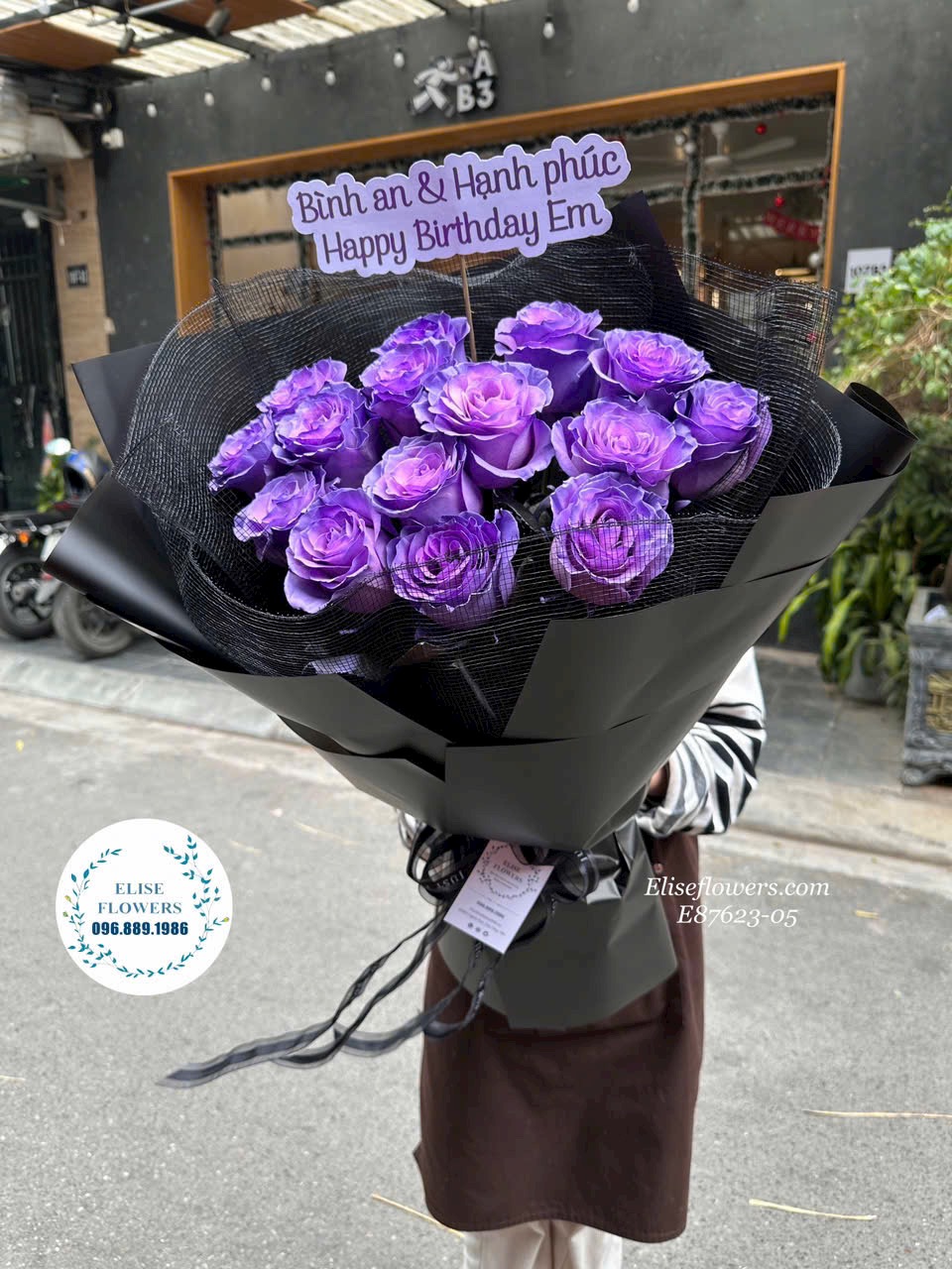 Hoa hồng tím nhập khẩu. Bó hoa hồng tím 15 bông nhập khẩu. Shop hoa nhập khẩu Eliseflowers