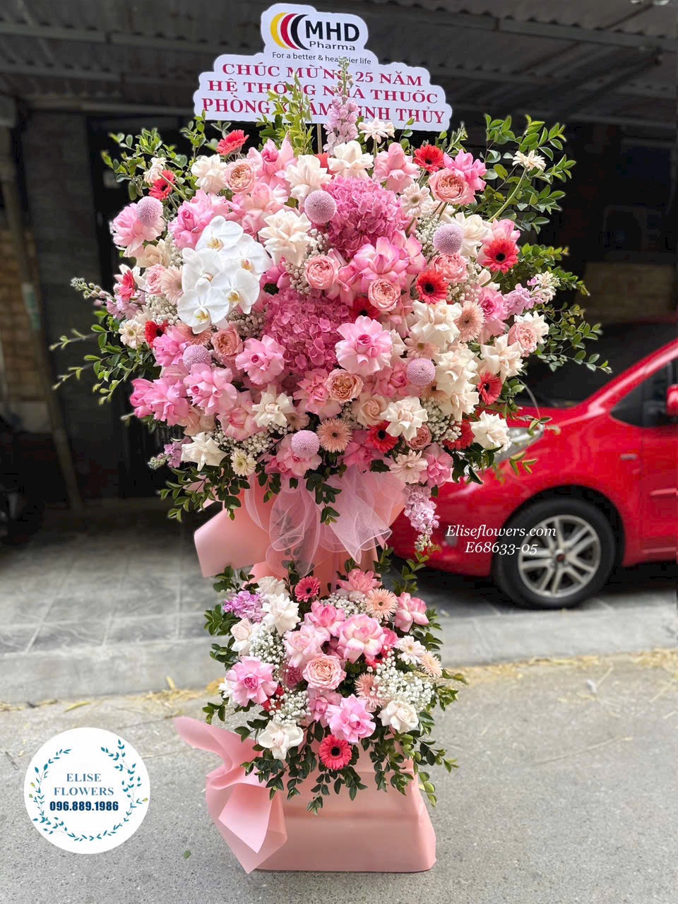 Hoa khai trương Hà Nội. Đặt kệ khai trương tone hồng ở Thanh Xuân.