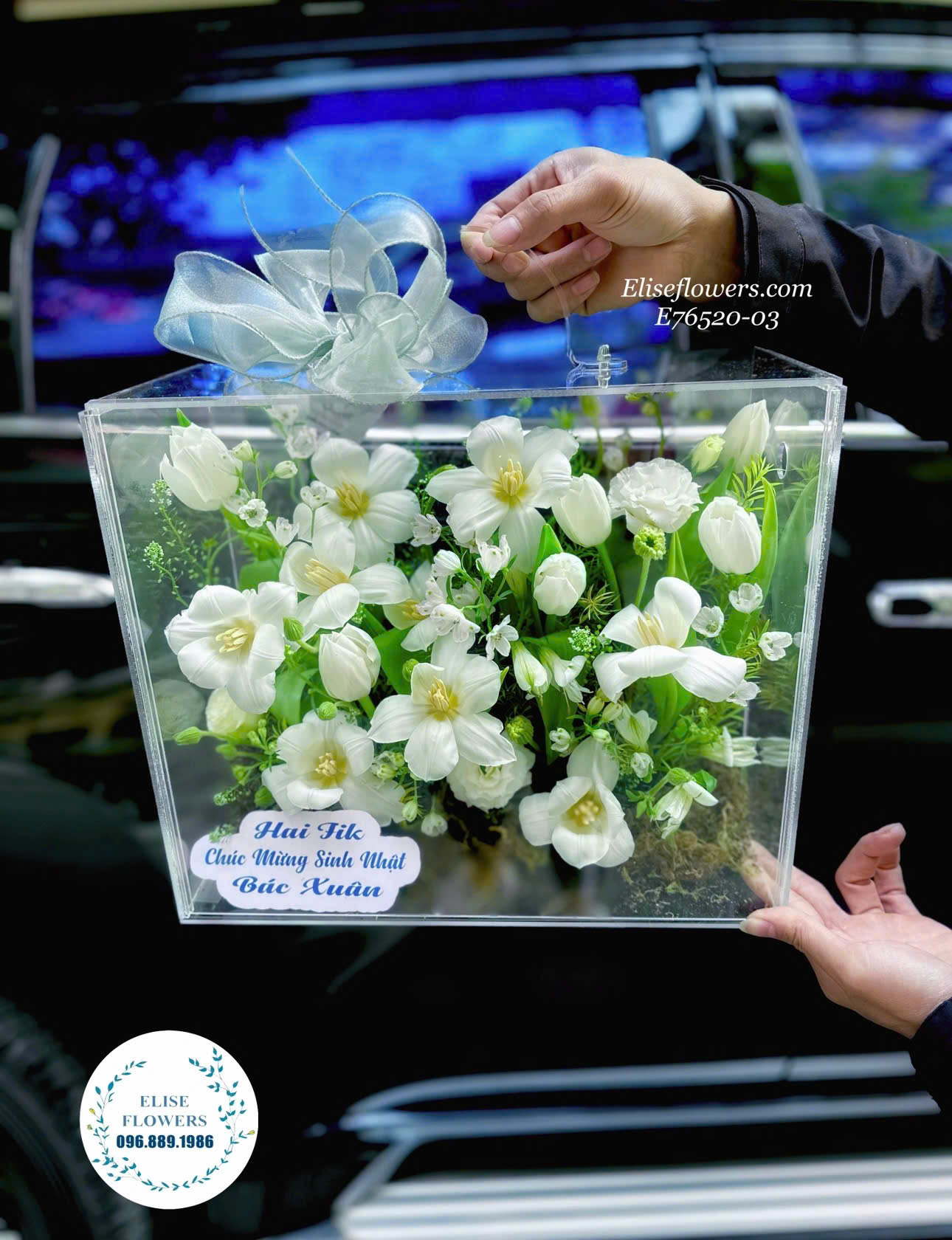 VALI MICA HOA TULIP TRẮNG. Vali mica hoa tulip trắng sang trọng ở Hà Nội.