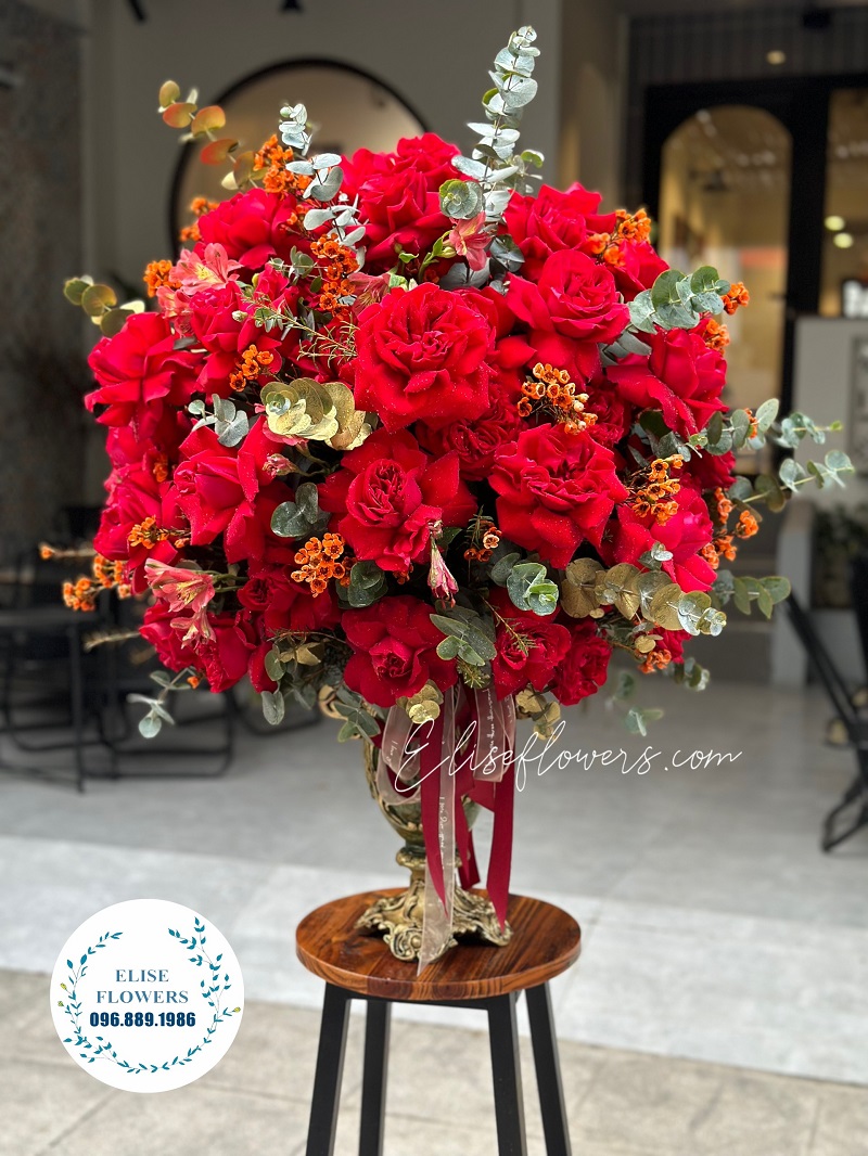 Bình hoa hồng đỏ nhập khẩu tặng tân gia, Mua hoa chúc mừng tân gia ở Hà Nội. Đặt hoa tân gia ở Hà Nội.
