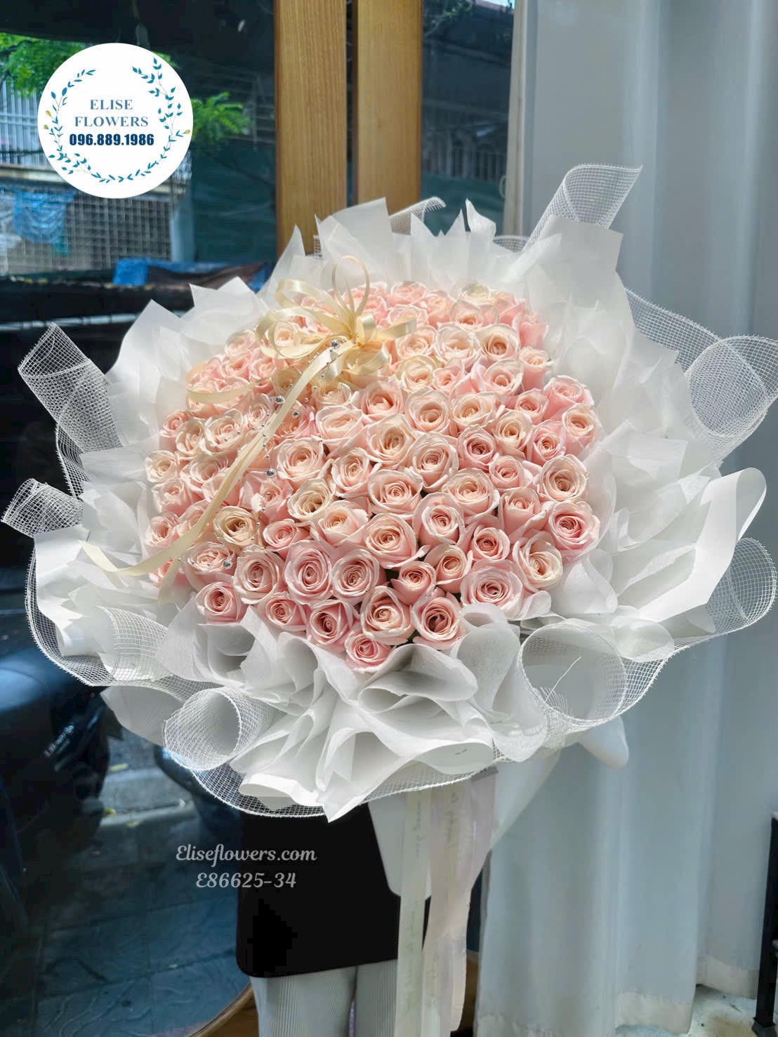 Bó Hoa Hồng Cao Cấp Tặng Vợ Yêu Tại Nam Từ Liêm| Eliseflowers