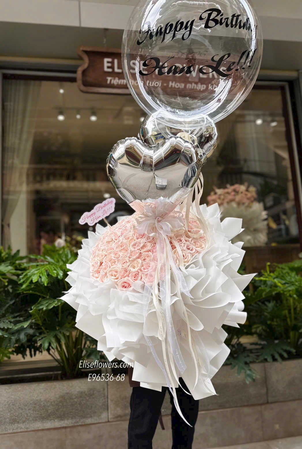 Mẫu Bó Hoa Hồng Cao Cấp Phối Bóng Decor Sang Trọng Tặng Sinh Nhật Vợ Yêu| Eliseflowers