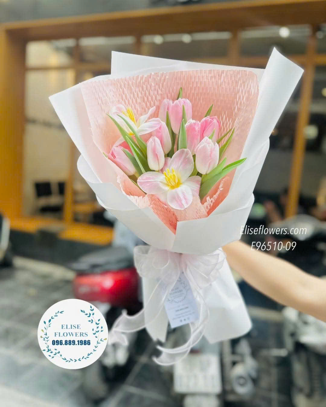 Mẫu hoa tulip hồng Dynasty nhập khẩu thiết kế sang trọng giao nhanh tại Hà Nội