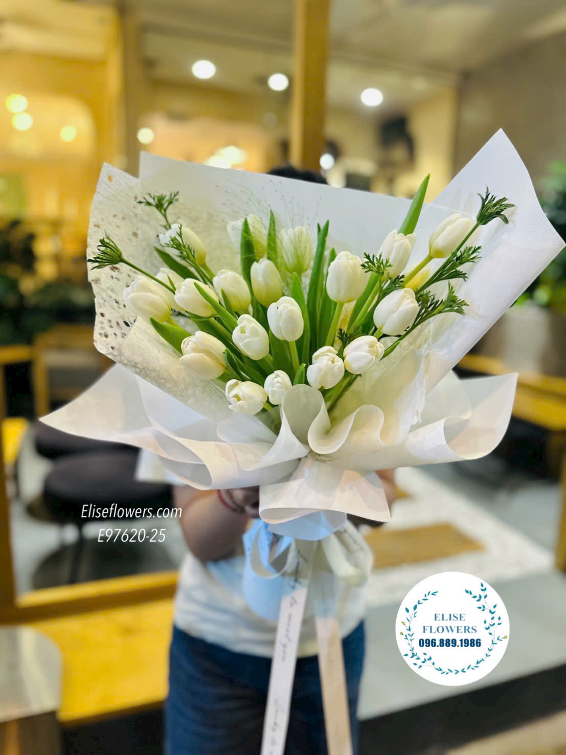 Bó Hoa Tulip Trắng Cao Cấp Tặng Vợ - Biểu Tượng Tình Yêu Thuần Khiết| Eliseflowers