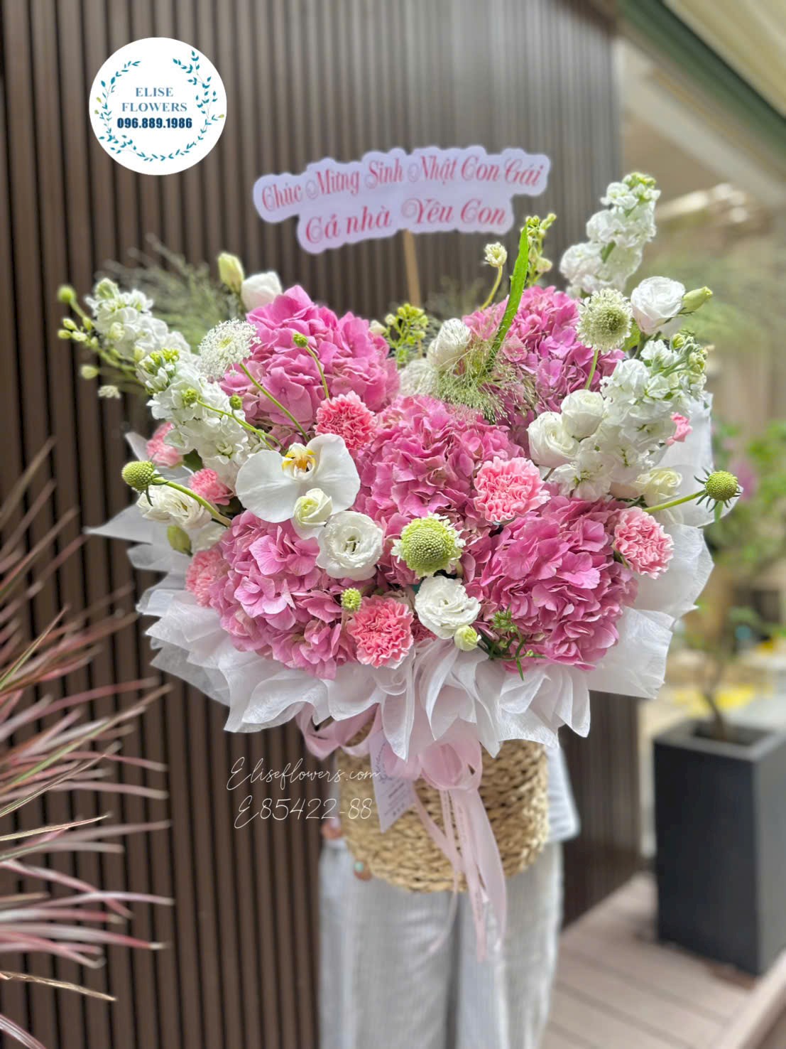 Giỏ hoa cẩm tú cầu hồng mix hoa phụ nhập khẩu cao cấp tặng sinh nhật con gái