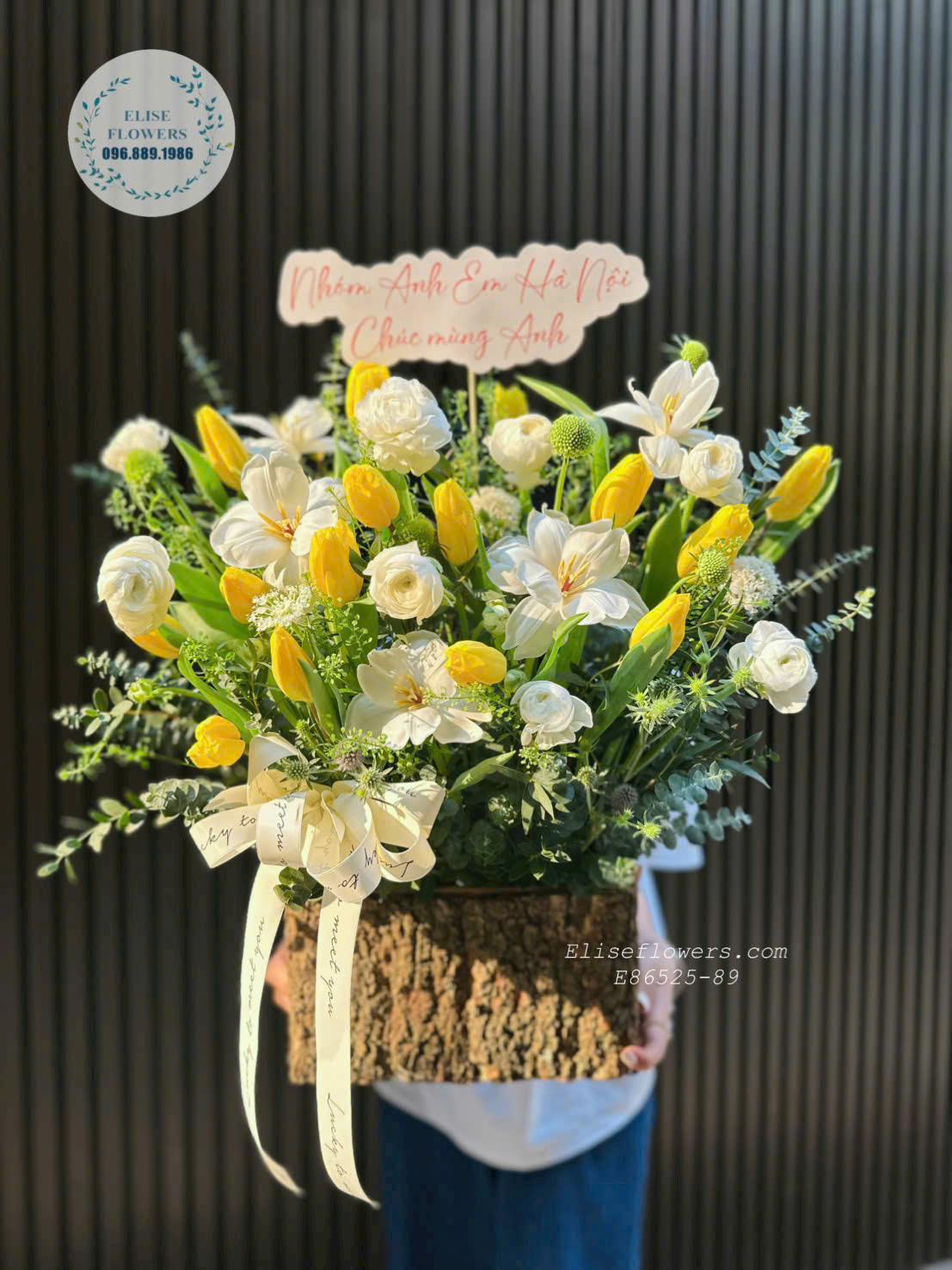 Chậu Hoa Tulip Phong Cách Hàn Quốc Cao Cấp Mừng Sinh Nhật Đối Tác Tại Hà Nội