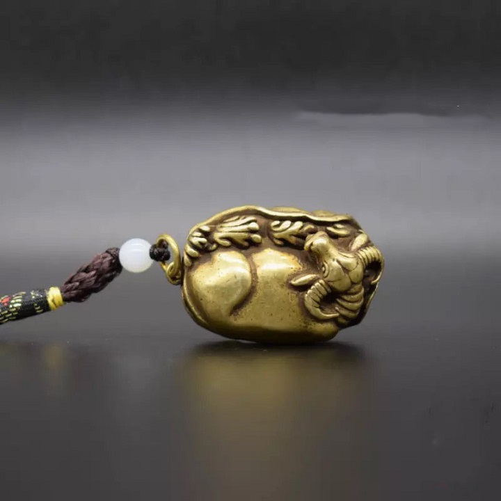 Móc khóa trâu nằm - TMT Collection.com