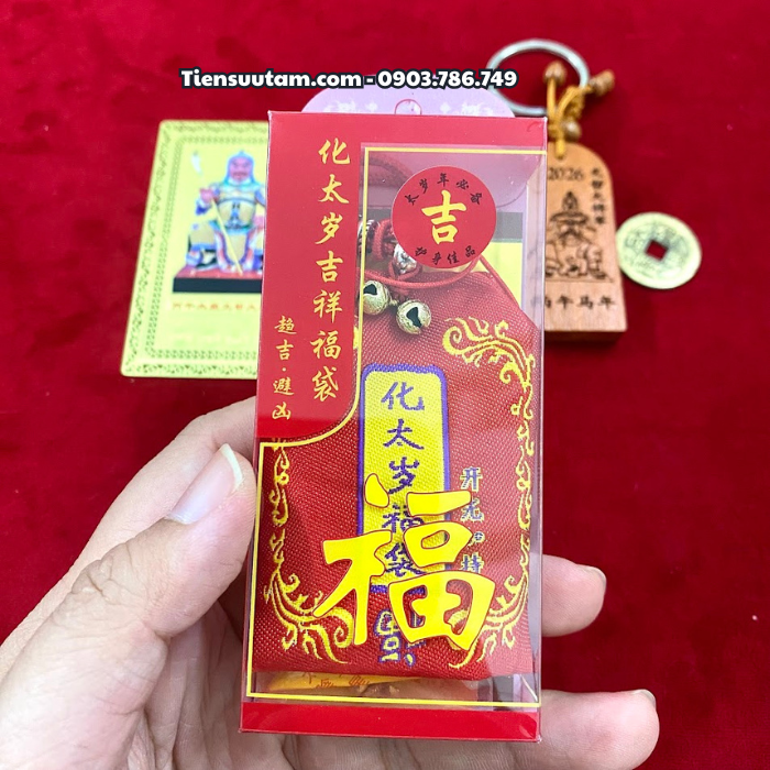 Bộ 5 Món Thái Tuế Năm 2026 Cho Tuổi Tý, Sửu, Mão, Ngọ, Dậu