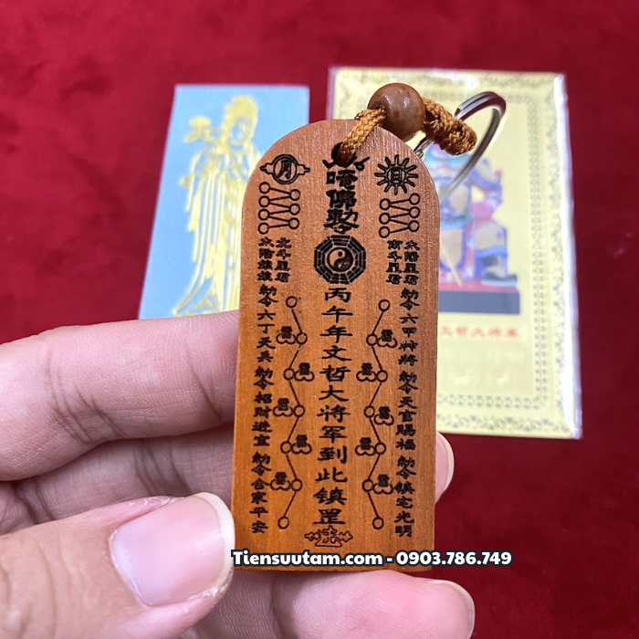 Bộ 5 Món Thái Tuế Năm 2026 Cho Tuổi Tý, Sửu, Mão, Ngọ, Dậu