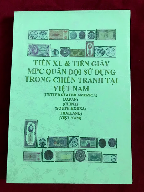 Bìa quyển sách được làm từ giấy bìa cứng