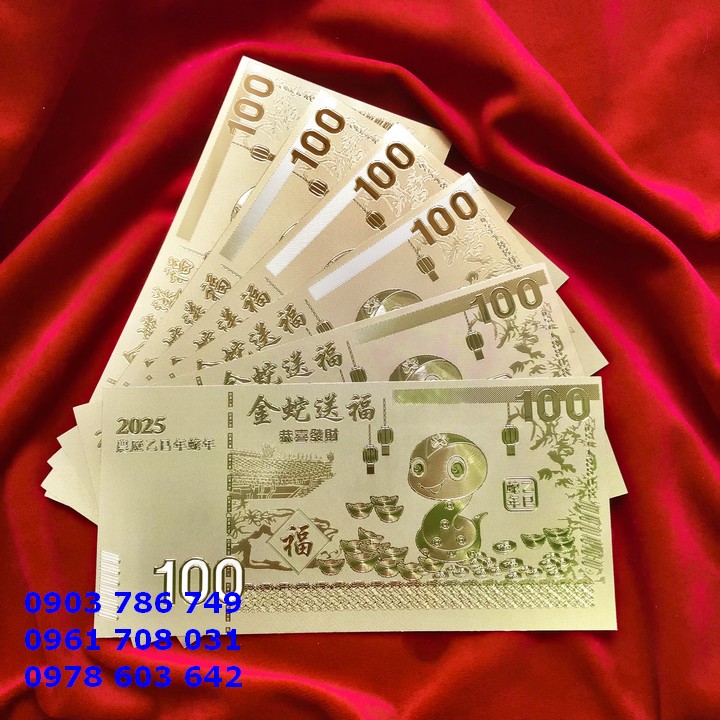 Tiền lì xì con Rắn mạ vàng plastic