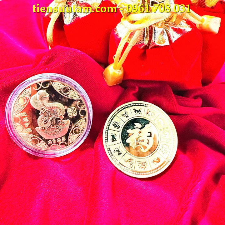 Xu Con Rắn Hong Kong Tặng Túi Gấm Lộc