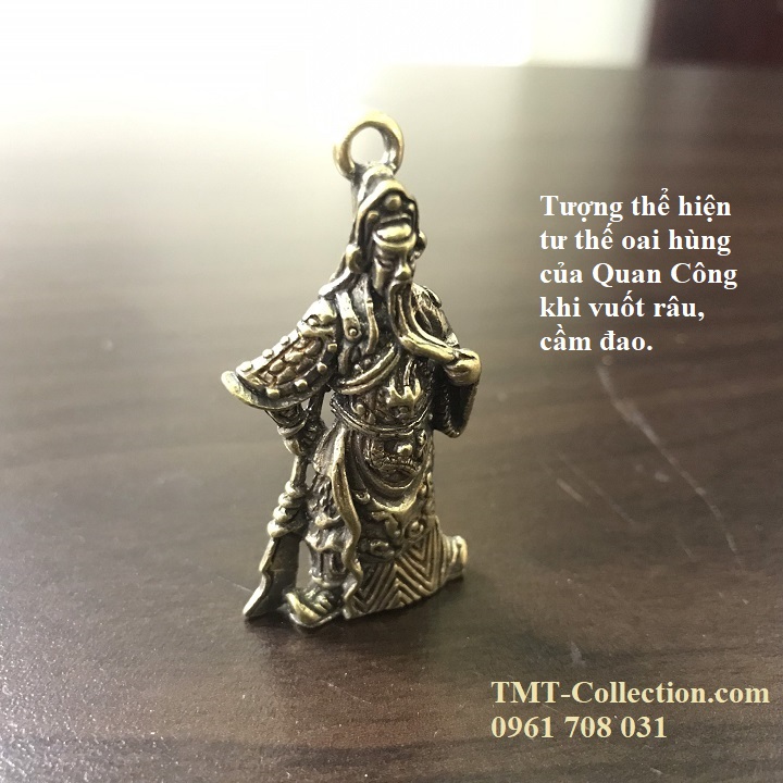 TƯỢNG ĐỒNG MÓC KHÓA QUAN CÔNG CẦM ĐAO - TMT Collection