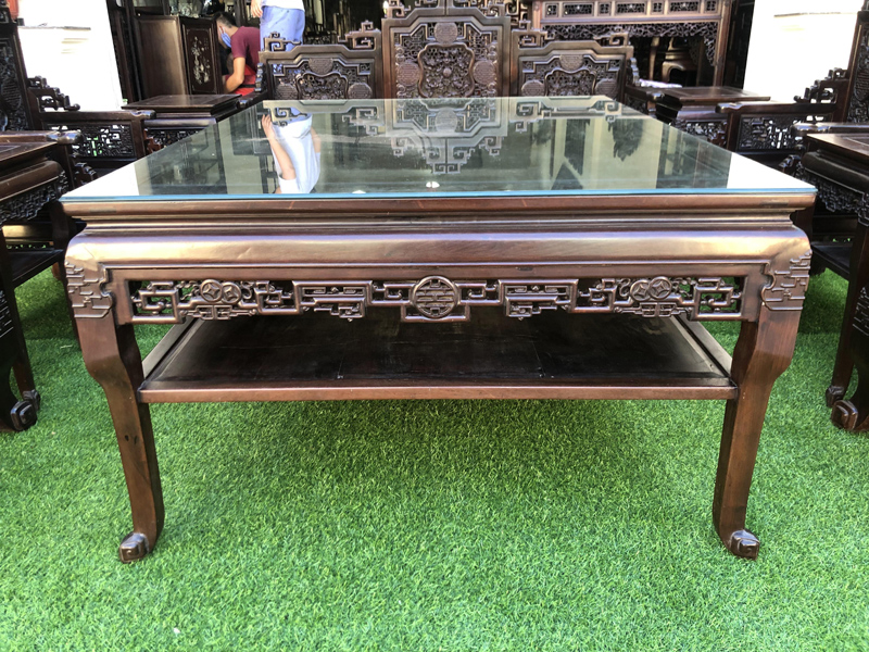 trường kỷ ngũ lân vờn cầu