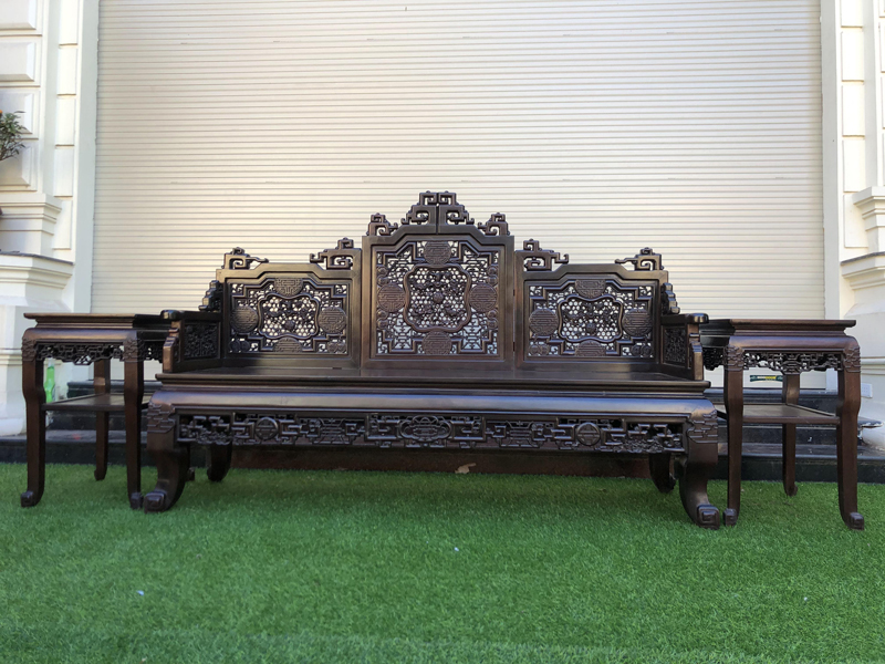 trường kỷ ngũ lân vờn cầu