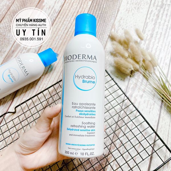  xit-khoang-duong-am-bioderma