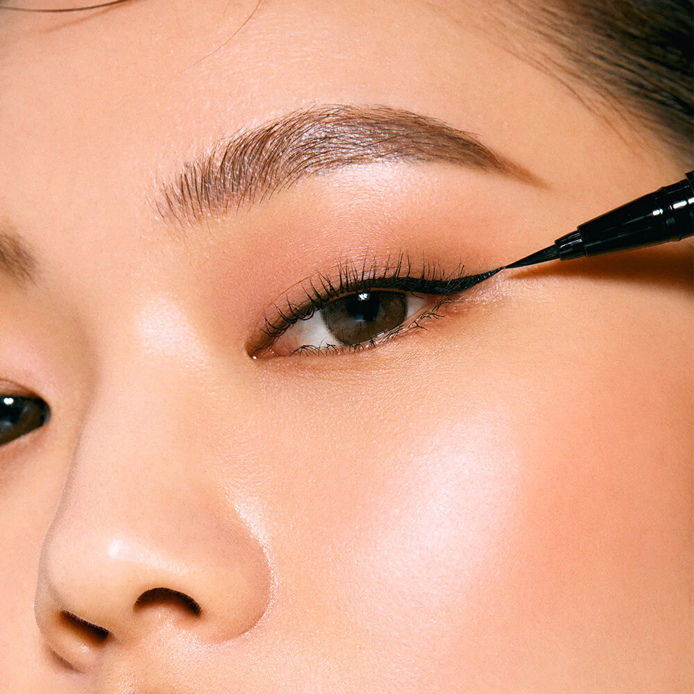 https://myphamkissme.com/ke-mat-nuoc-clio-superproof-brush-liner