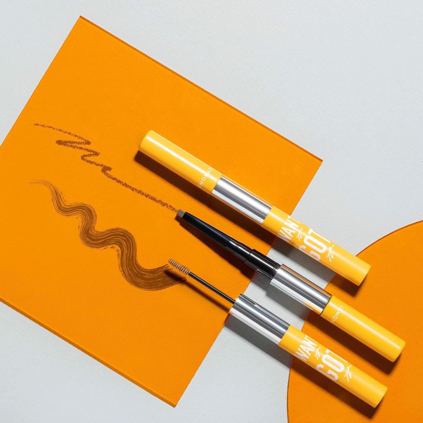 Bút chì kẻ lông mày Lemonade Want it Got it Bút chì kẻ lông mày Lemonade Want it Got it