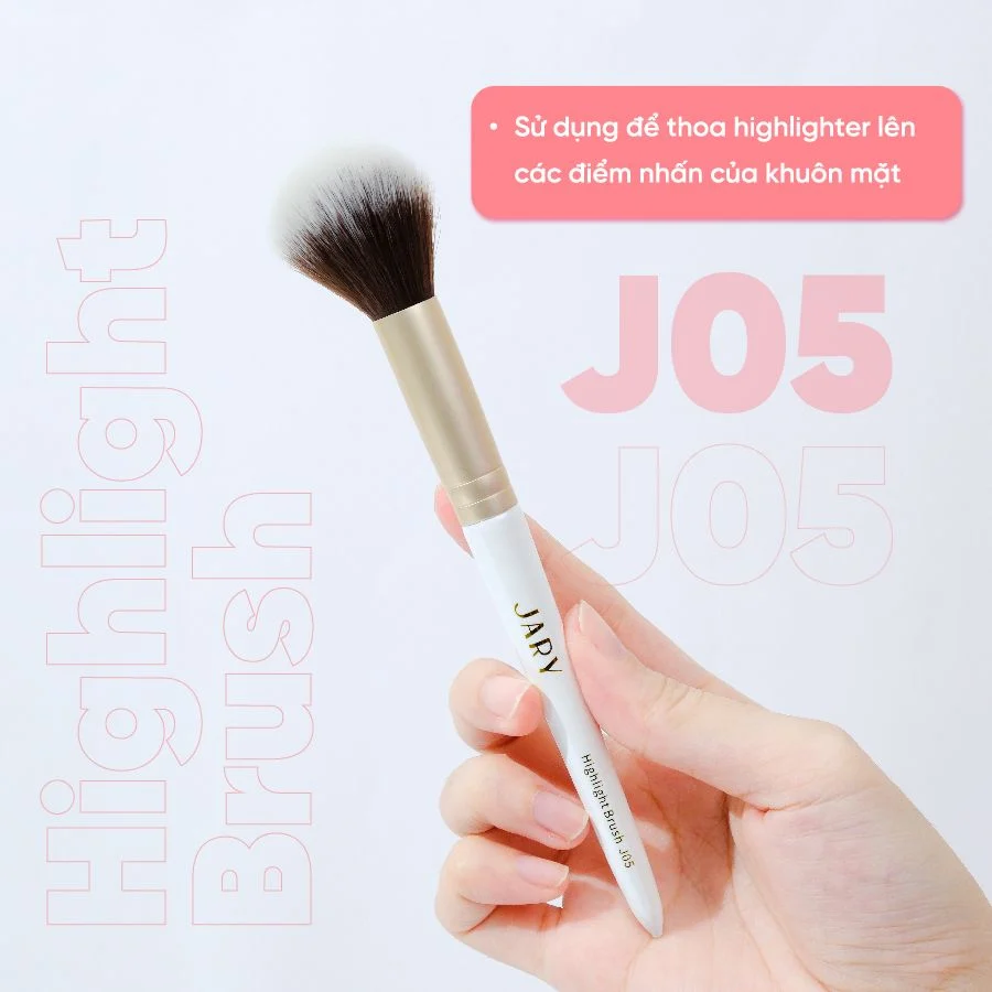 https://myphamkissme.com/co-tan-phan-bat-sang-jary-highlight-brush-j05