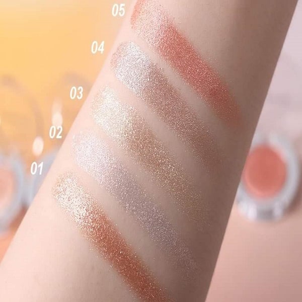 https://myphamkissme.com/nhu-mat-klavuu-urban-pearlsation-sparkle-eyeshadow-1-4g
