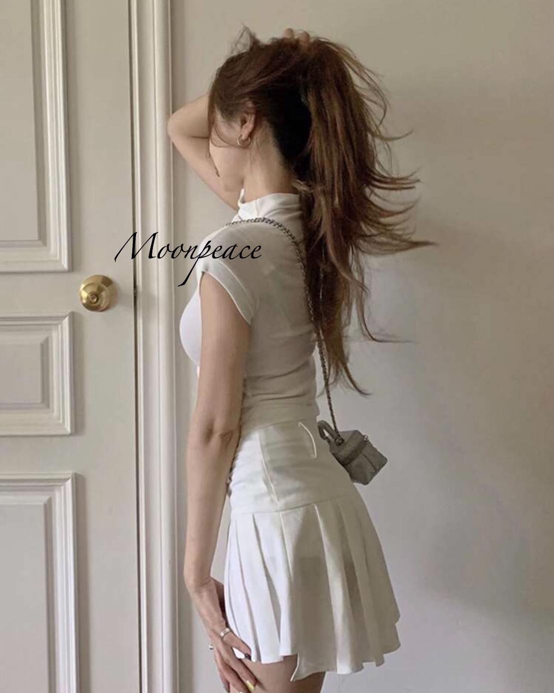 Top Moonpeace Cổ Leo