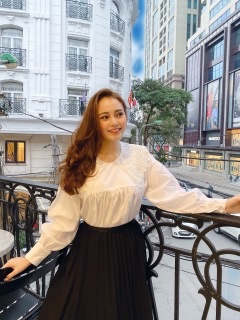 Sơ Mi Trắng Cổ Ren Top Style