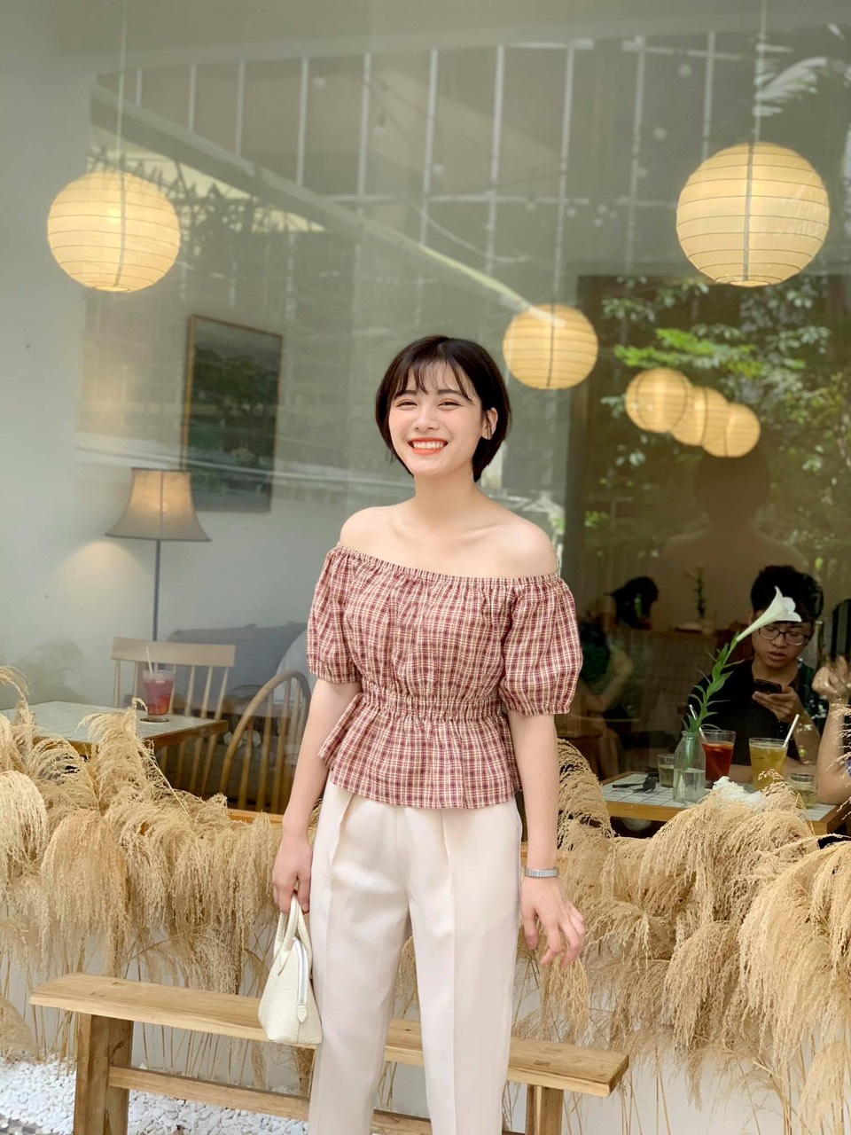 Áo Trễ Vai Caro Linh's
